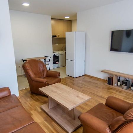 Sunny Hill Suite Ljubovic Podgorica Exteriör bild