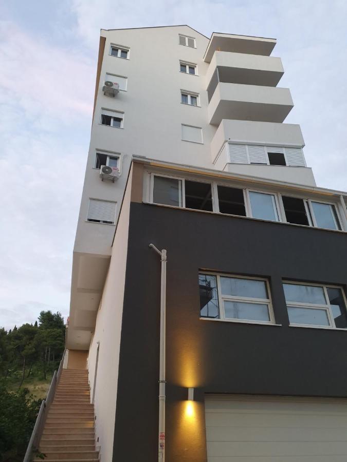 Sunny Hill Suite Ljubovic Podgorica Exteriör bild